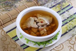 天麻炖鸽子的做法(天麻有6种人不能吃)