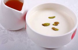 喝牛奶会胖吗？(胖的人喝牛奶会更胖吗)